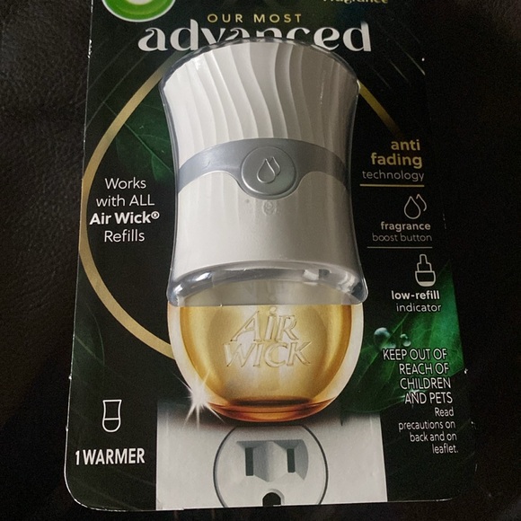 Air Wick Advanced plug in oil warmer fragrance boost button brand new - Picture 3 of 7